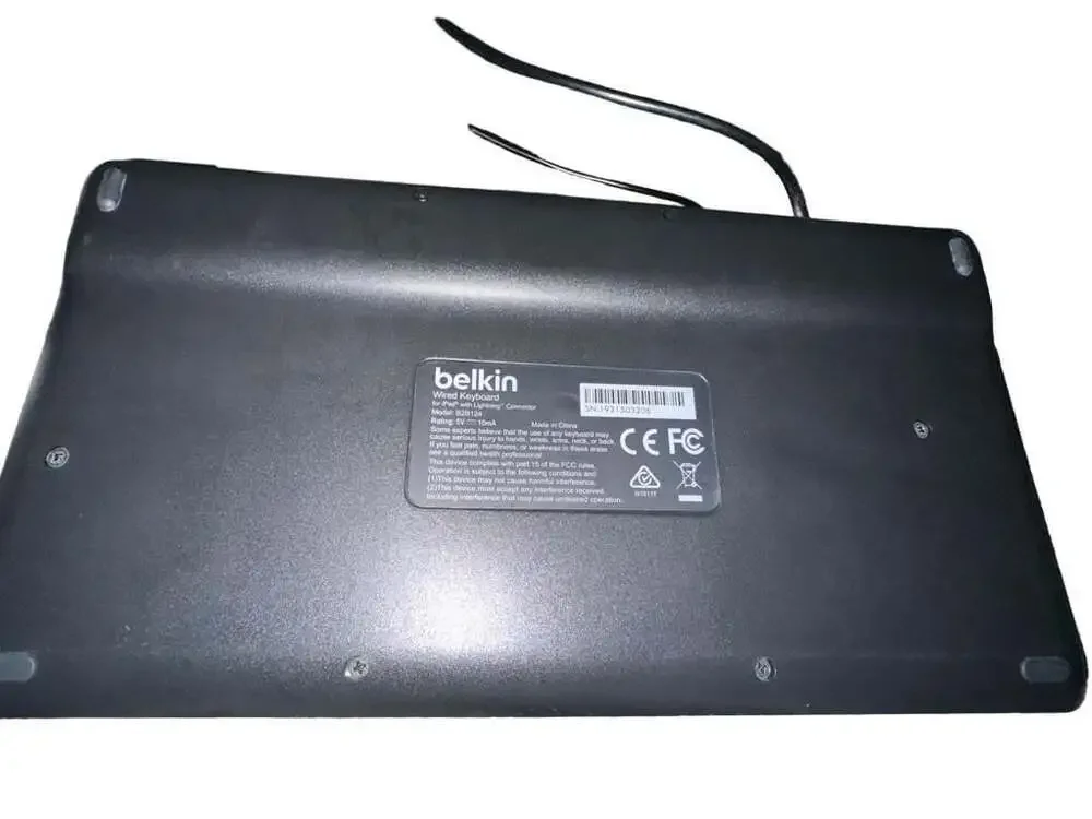 Lot of 5 Belkin Wired Keyboard for iPad with Lightning Connector, Model B2B124